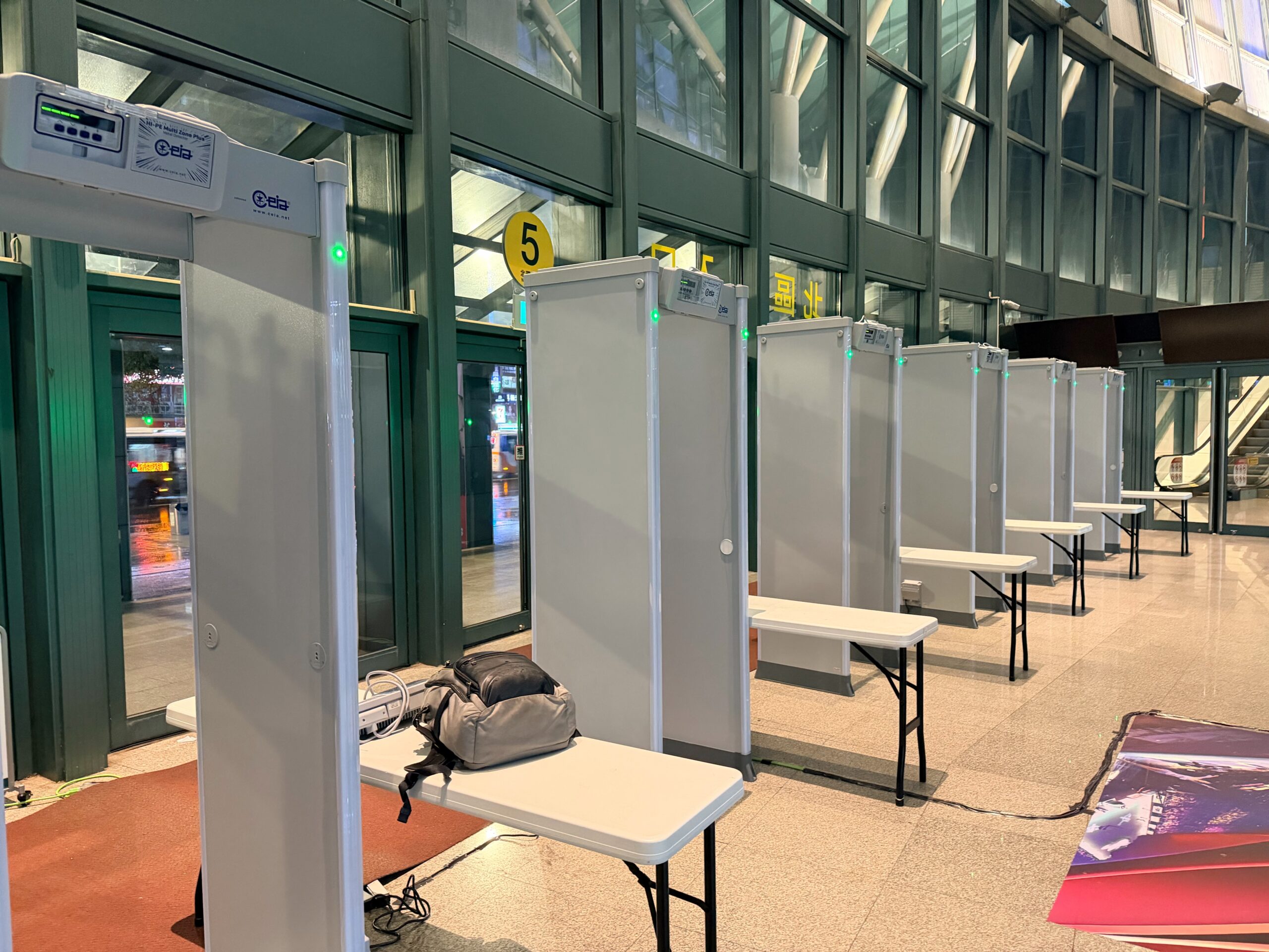 Image gallery marquee